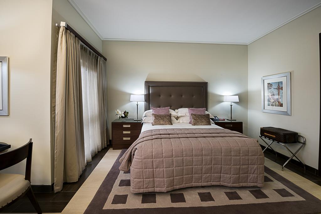 The George Hotel Lagos Eksteriør billede